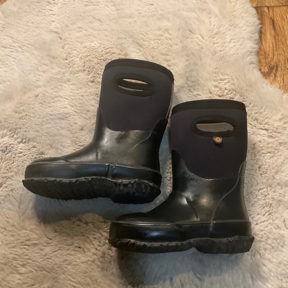 Bogs Rubber Boots Size 8 Toddler Black Insulated Pull On Style 78756-001 - Picture 4 of 8